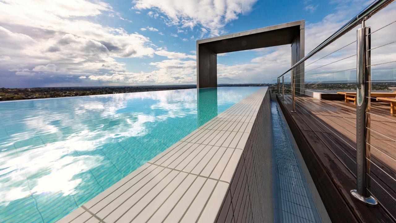 Avani Melbourne Box Hill Residences Exterior photo