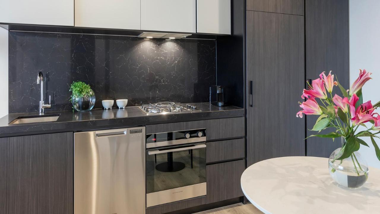 Avani Melbourne Box Hill Residences Exterior photo