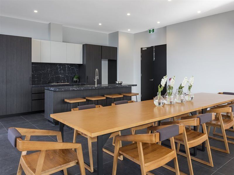 Avani Melbourne Box Hill Residences Exterior photo